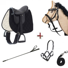 KLEINE Holzpferde Sattel + Glitzer Trensen Halfter Set Gerte bis 145 cm Umfang KLEINE Holzpferde Sattel + Glitzer Trensen Halfter Set Gerte bis 145 cm Umfang